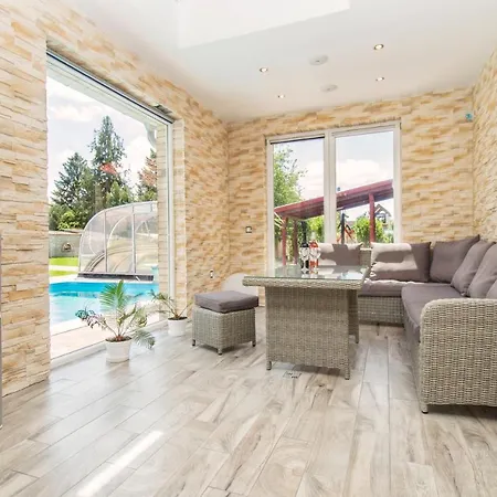 Ponty-papa Rendezvényház Apart-hotel Dávod