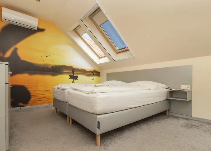 Ponty-papa Rendezvenyhaz Aparthotel